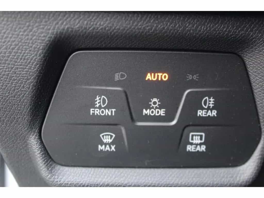 Seat Leon Sportstourer 2.0 TSI DSG FR AHK KAMERA DCC 12/2022-photo-16