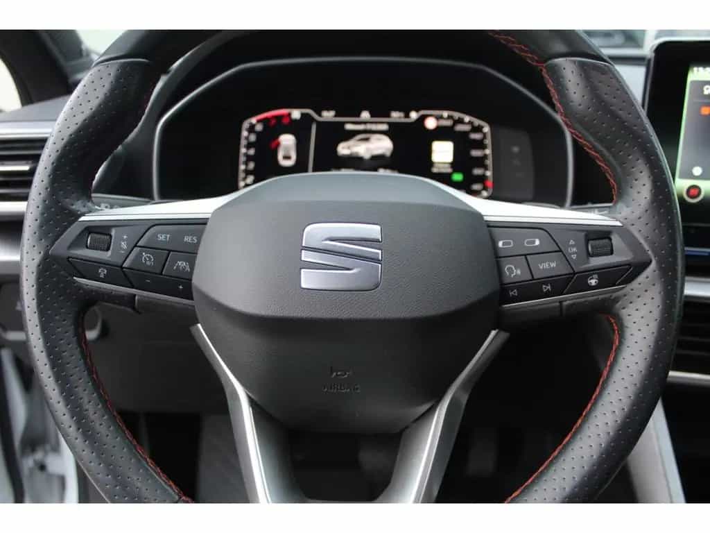 Seat Leon Sportstourer 2.0 TSI DSG FR AHK KAMERA DCC 12/2022-photo-17