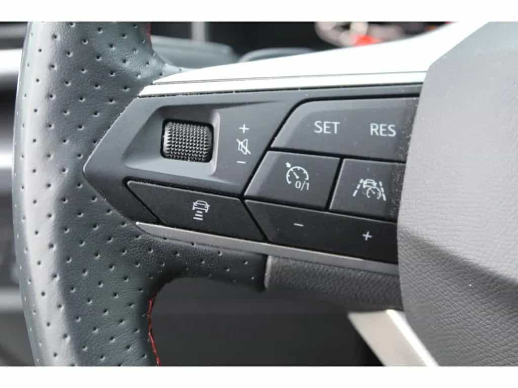 Seat Leon Sportstourer 2.0 TSI DSG FR AHK KAMERA DCC 12/2022-photo-19