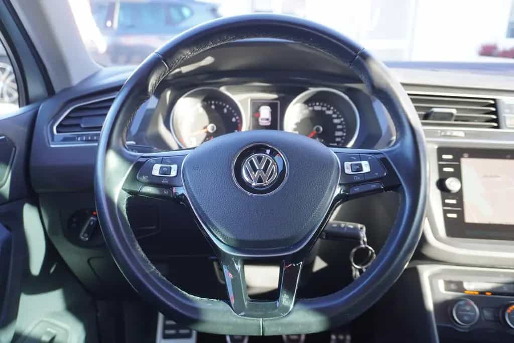 Volkswagen Tiguan 1.4 TSI Join Navi Kamera ACC AHK PDC LED 08/2018-photo-14