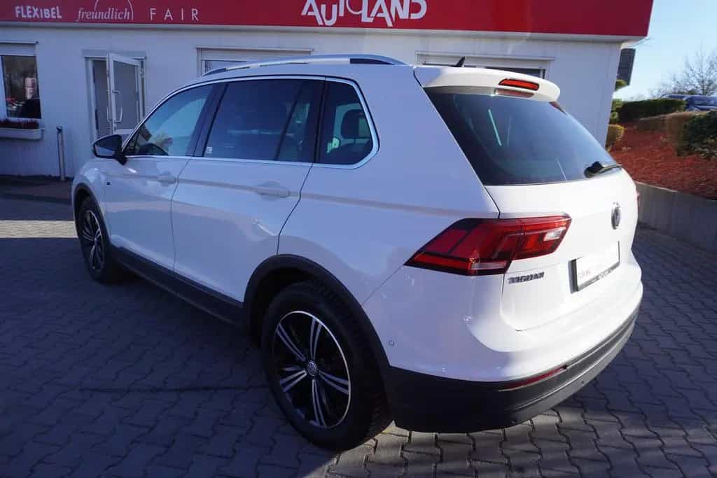 Volkswagen Tiguan 1.4 TSI Join Navi Kamera ACC AHK PDC LED 08/2018-photo-2