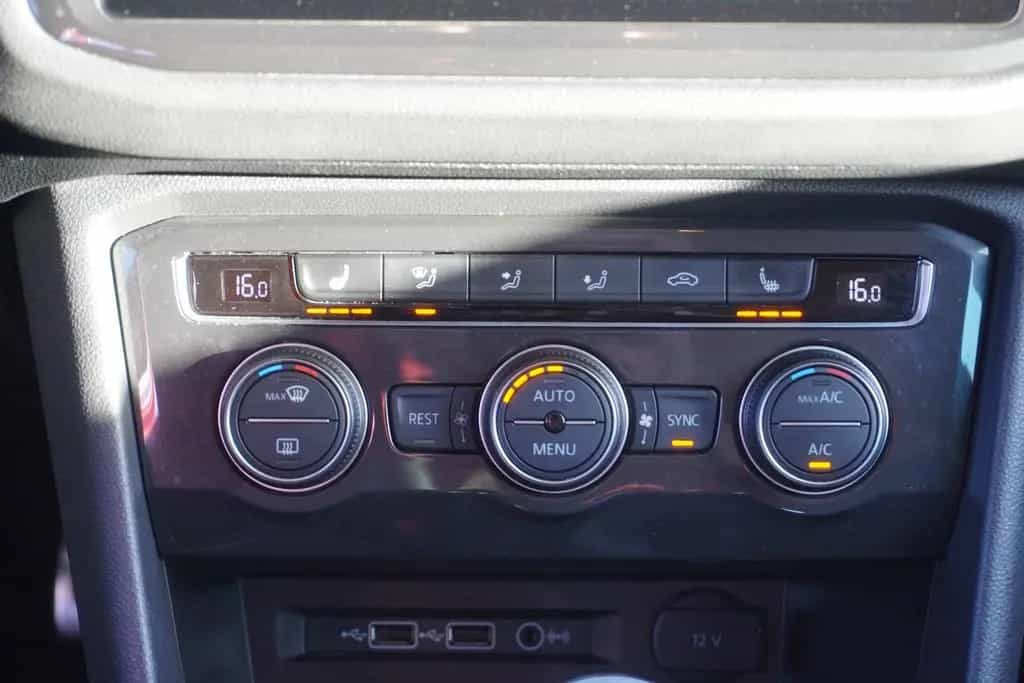 Volkswagen Tiguan 1.4 TSI Join Navi Kamera ACC AHK PDC LED 08/2018-photo-21