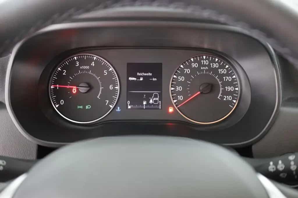 Dacia Duster 1.3 TCe Prestige LED Navi Sitzheizung DAB 03/2022-photo-16
