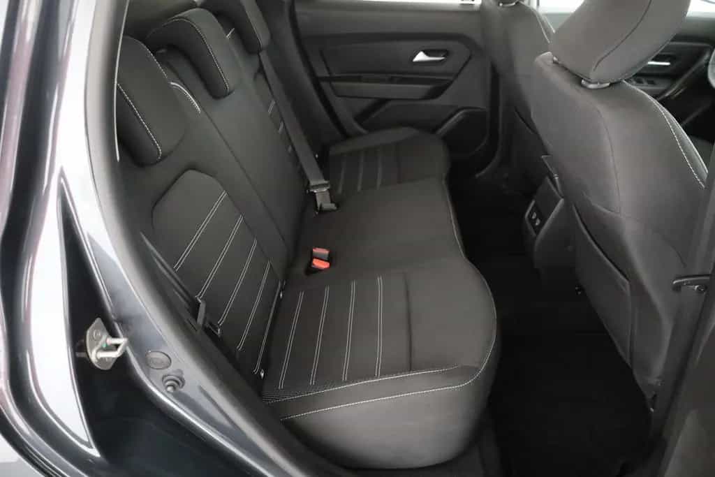 Dacia Duster 1.3 TCe Prestige LED Navi Sitzheizung DAB 03/2022-photo-23