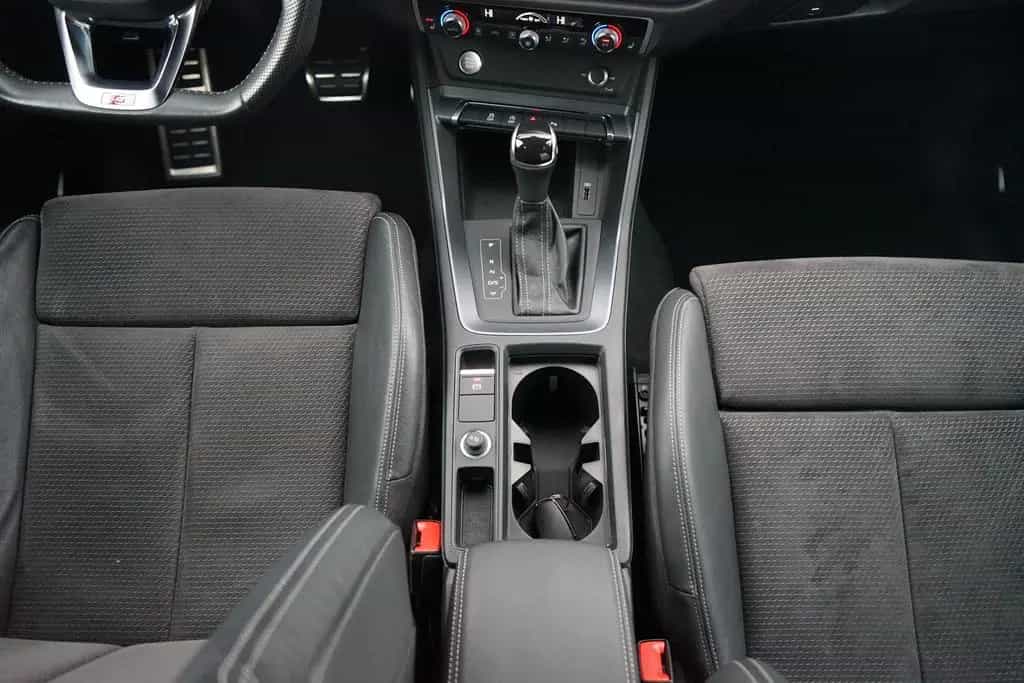 Audi Q3 45 2.0 TFSI S-tronic quattro LED Navi Kamera 07/2019-photo-17