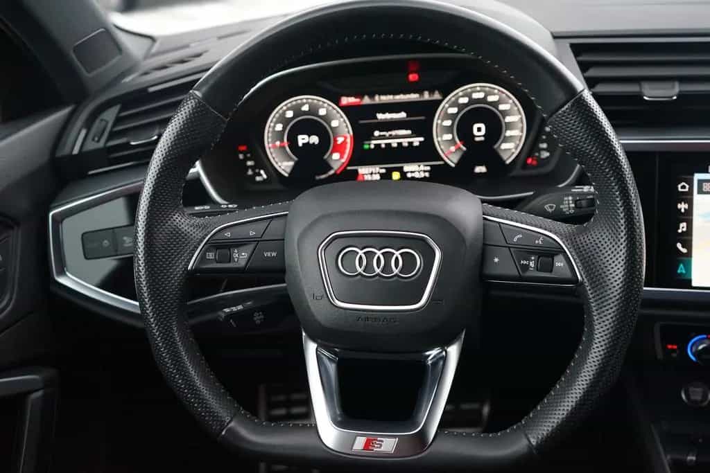 Audi Q3 45 2.0 TFSI S-tronic quattro LED Navi Kamera 07/2019-photo-18