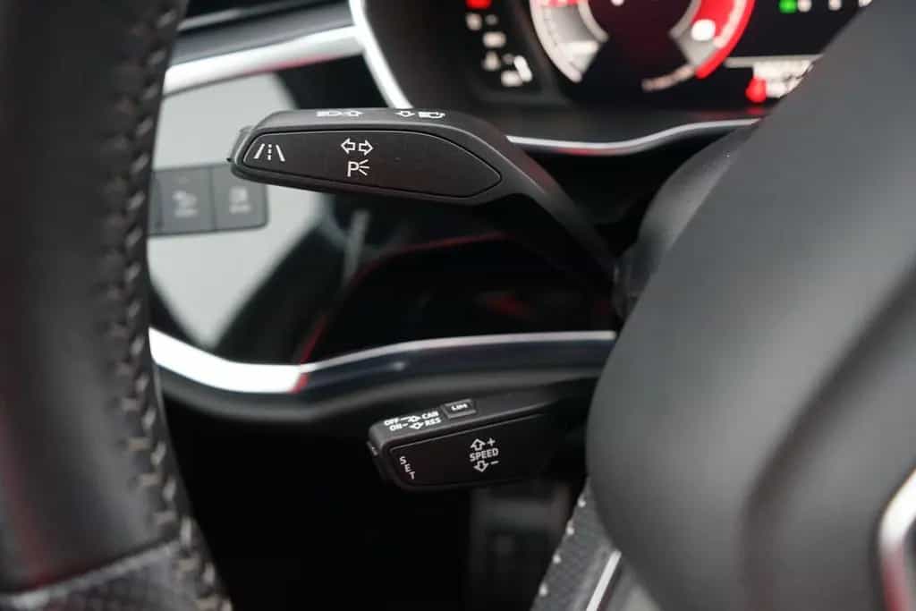 Audi Q3 45 2.0 TFSI S-tronic quattro LED Navi Kamera 07/2019-photo-19