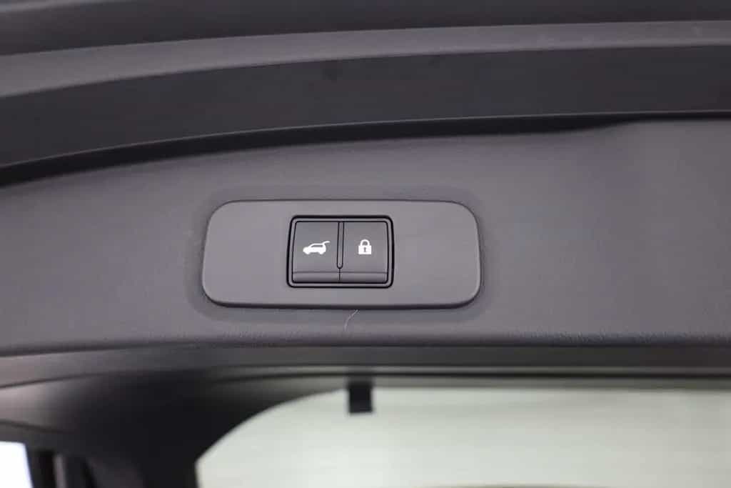 Nissan Qashqai Tekna+ 1.3 Dig-T Aut. Matrix ACC Navi 36 10/2025-photo-26