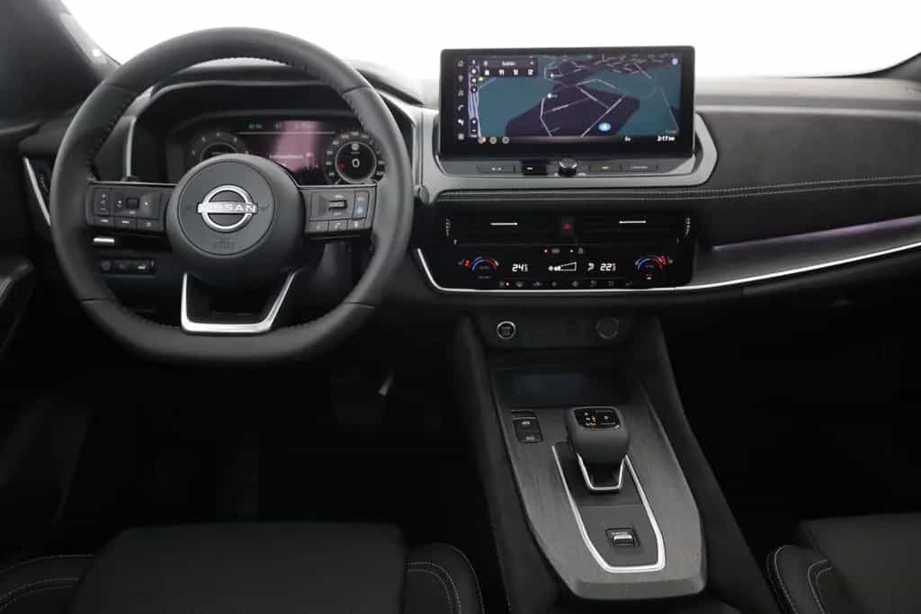Nissan Qashqai Tekna+ 1.3 Dig-T Aut. Matrix ACC Navi 36 10/2025-photo-9