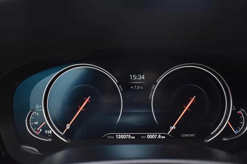 BMW 5 Series 530d Limousine M Sportpaket Head-Up HiFi LED 03/2018-photo-14