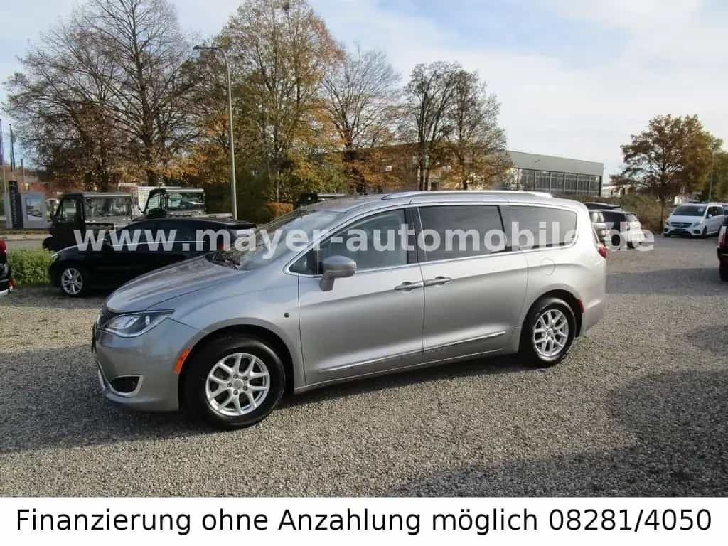Chrysler Pacifica *el.Türen*7-Sitze*Kamera*Leder* 01/2020-photo-1