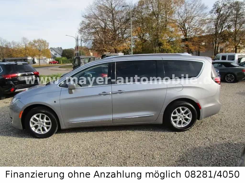 Chrysler Pacifica *el.Türen*7-Sitze*Kamera*Leder* 01/2020-photo-2