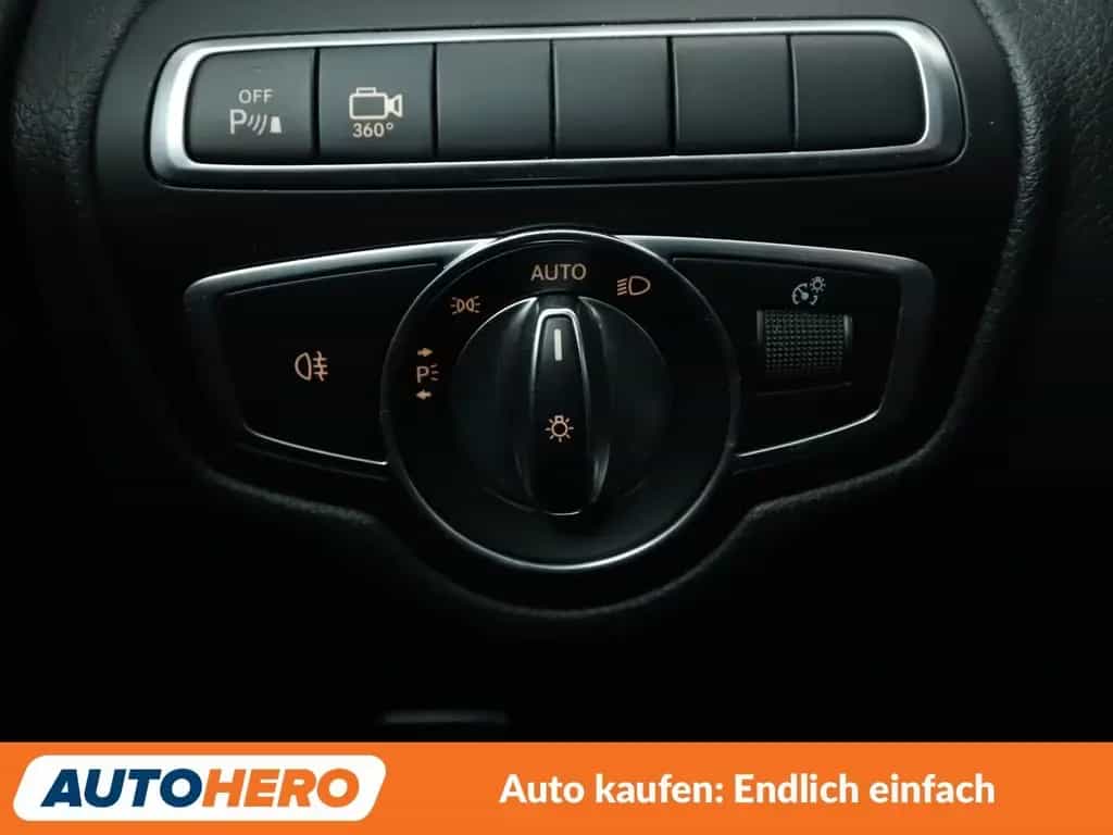 Mercedes-Benz GLC-Class GLC 250 4Matic AMG Line Aut.*NAVI*LED 11/2018-photo-25