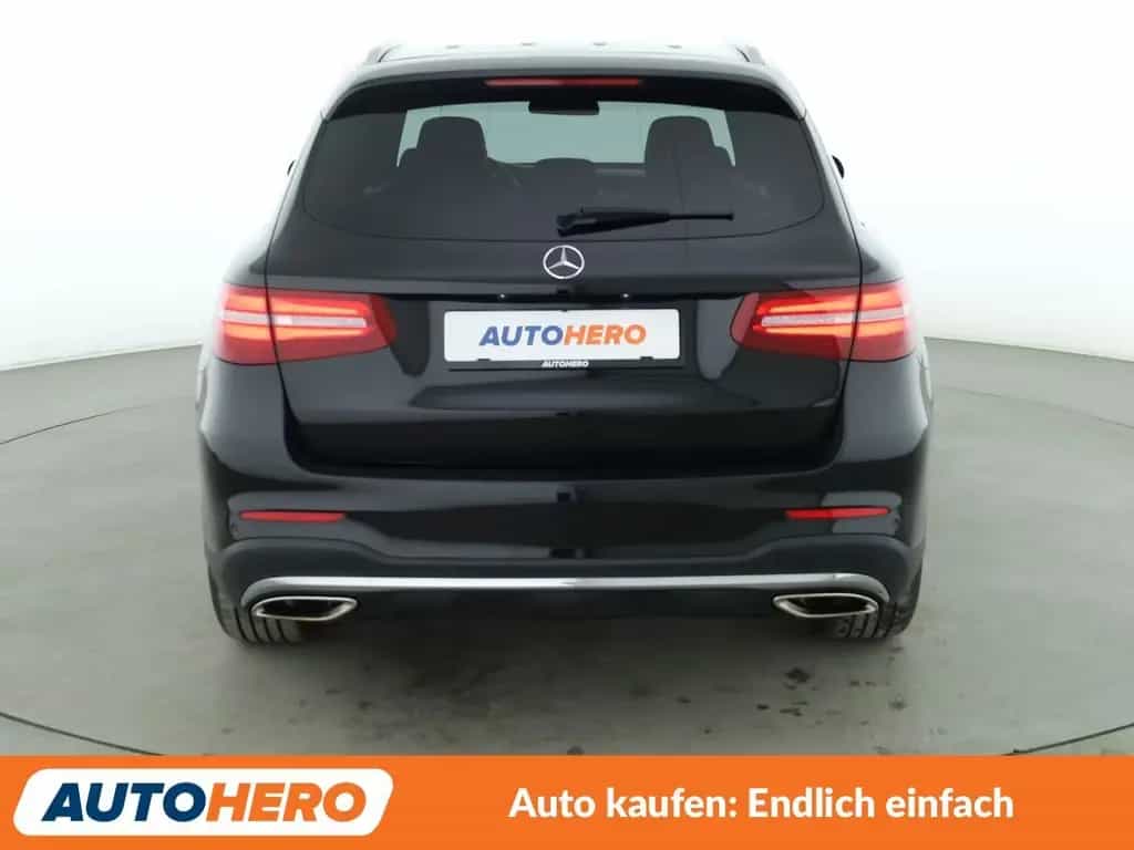 Mercedes-Benz GLC-Class GLC 250 4Matic AMG Line Aut.*NAVI*LED 11/2018-photo-4