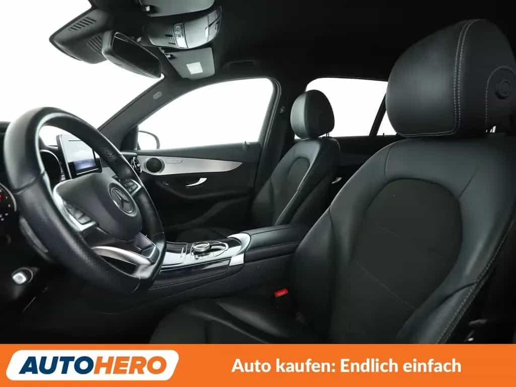 Mercedes-Benz GLC-Class GLC 250 4Matic AMG Line Aut.*NAVI*LED 11/2018-photo-9