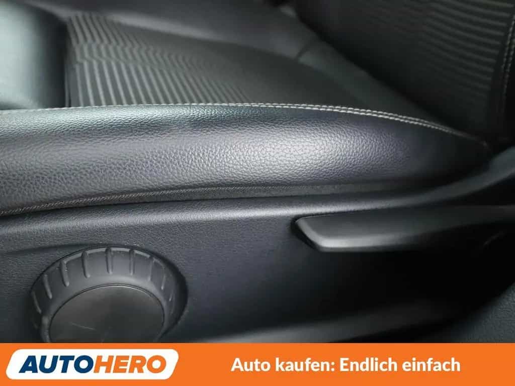 Mercedes-Benz A-Class A 250 4Matic Progressive Aut.*NAVI*LED* 11/2018-photo-28