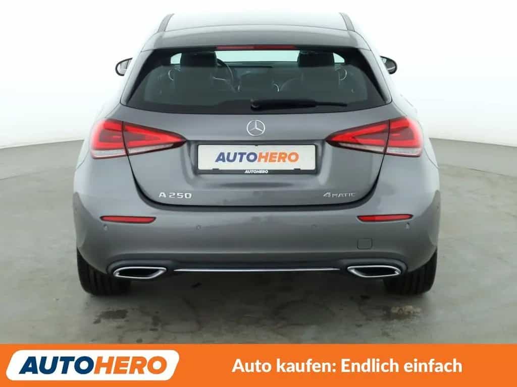 Mercedes-Benz A-Class A 250 4Matic Progressive Aut.*NAVI*LED* 11/2018-photo-4