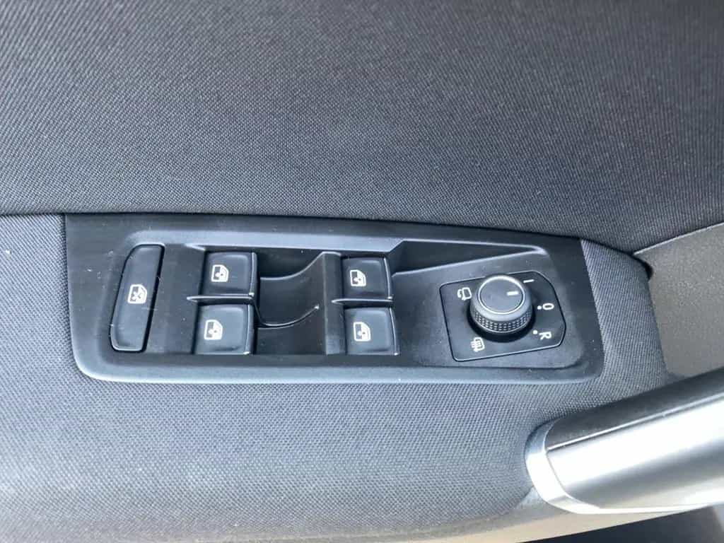 Volkswagen Touran 1.2 TSI BMT Join *NAVI*SHZ*PDC*ACC*LM 07/2018-photo-13