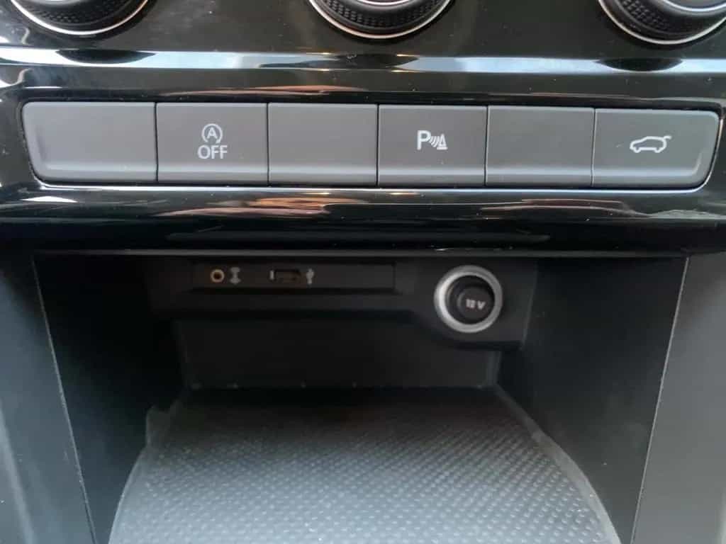 Volkswagen Touran 1.2 TSI BMT Join *NAVI*SHZ*PDC*ACC*LM 07/2018-photo-16