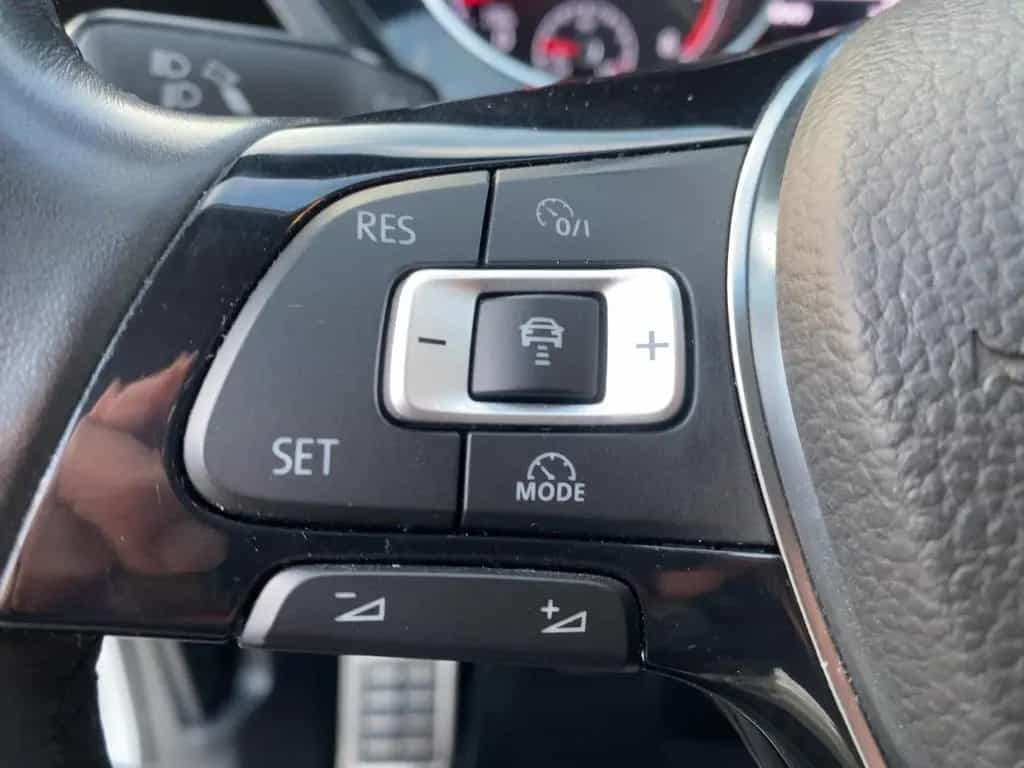 Volkswagen Touran 1.2 TSI BMT Join *NAVI*SHZ*PDC*ACC*LM 07/2018-photo-18
