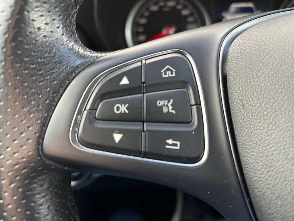 Mercedes-Benz GLC-Class 250 4Matic AHK 01/2019-photo-10