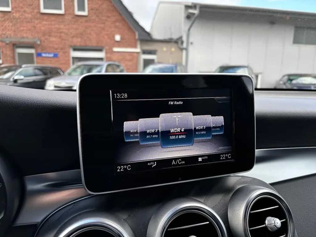 Mercedes-Benz GLC-Class 250 4Matic AHK 01/2019-photo-19