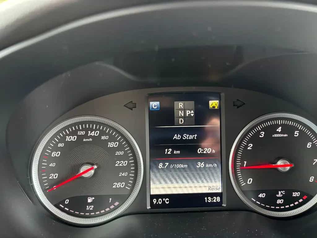 Mercedes-Benz GLC-Class 250 4Matic AHK 01/2019-photo-20
