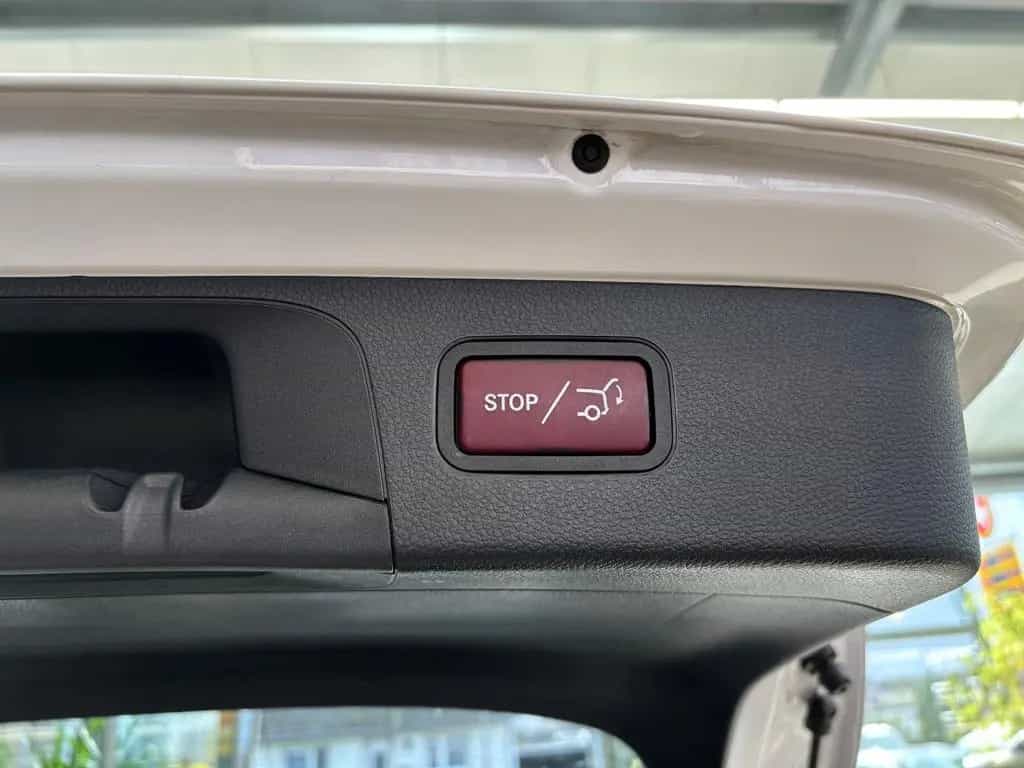 Mercedes-Benz GLC-Class 250 4Matic AHK 01/2019-photo-23