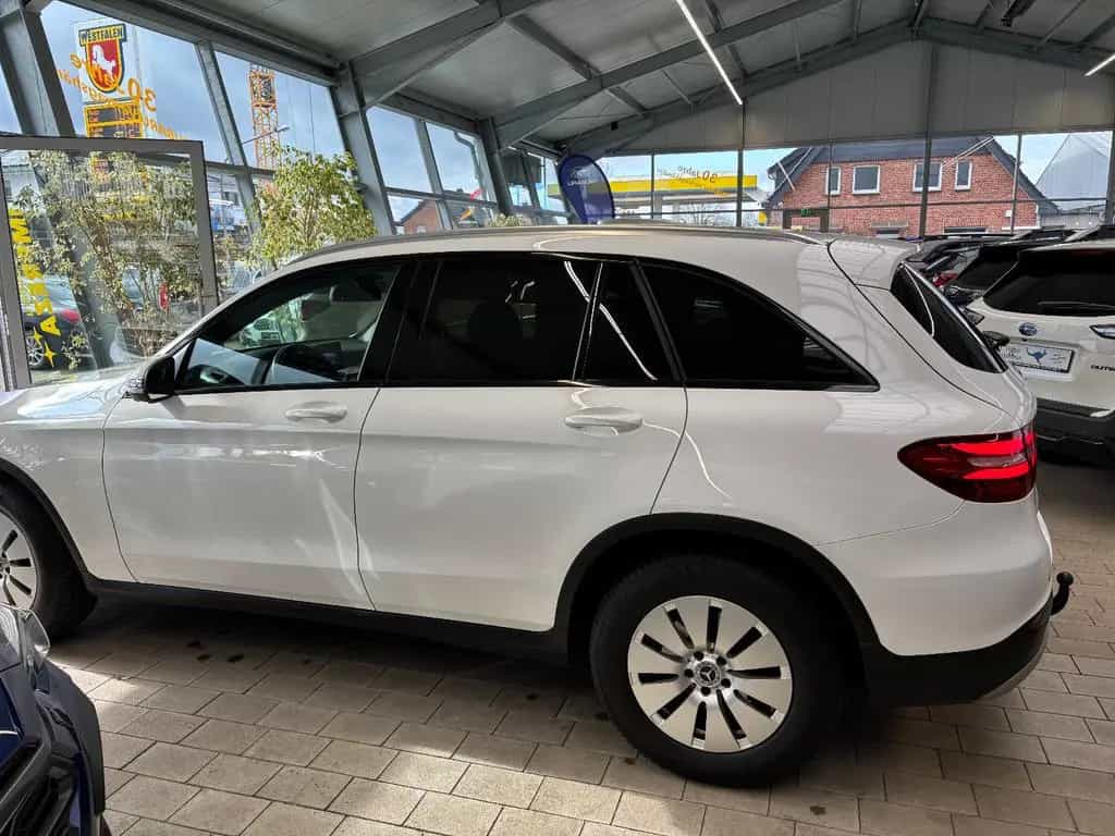 Mercedes-Benz GLC-Class 250 4Matic AHK 01/2019-photo-3