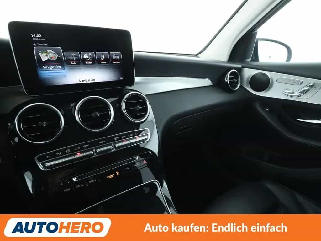 Mercedes-Benz GLC-Class 250 4Matic Exclusive Aut.*NAVI*LED*TEMPO*PDC 10/2017-photo-23