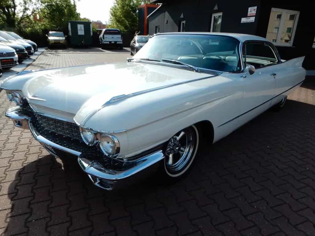 Cadillac Deville Coupe Deville Deutsche  H+Zulassung 09/1960-photo-1