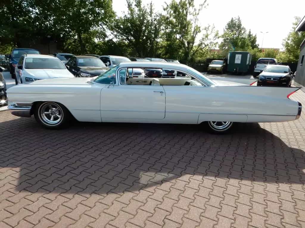 Cadillac Deville Coupe Deville Deutsche  H+Zulassung 09/1960-photo-2