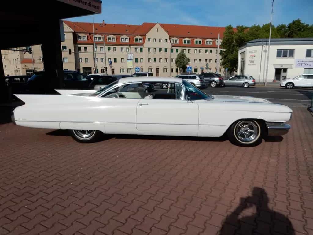 Cadillac Deville Coupe Deville Deutsche  H+Zulassung 09/1960-photo-5