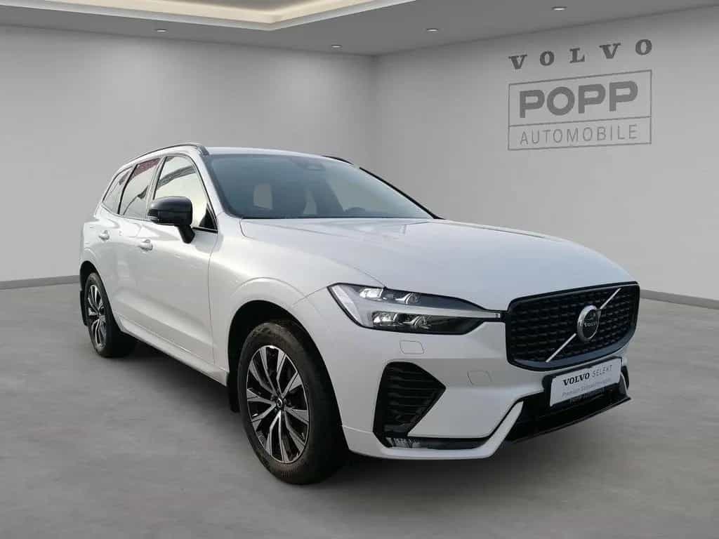 Volvo XC60 B4 AWD Plus Dark 4xSHZ ACC AHK FHZ H/K STHZ 03/2023-photo-4