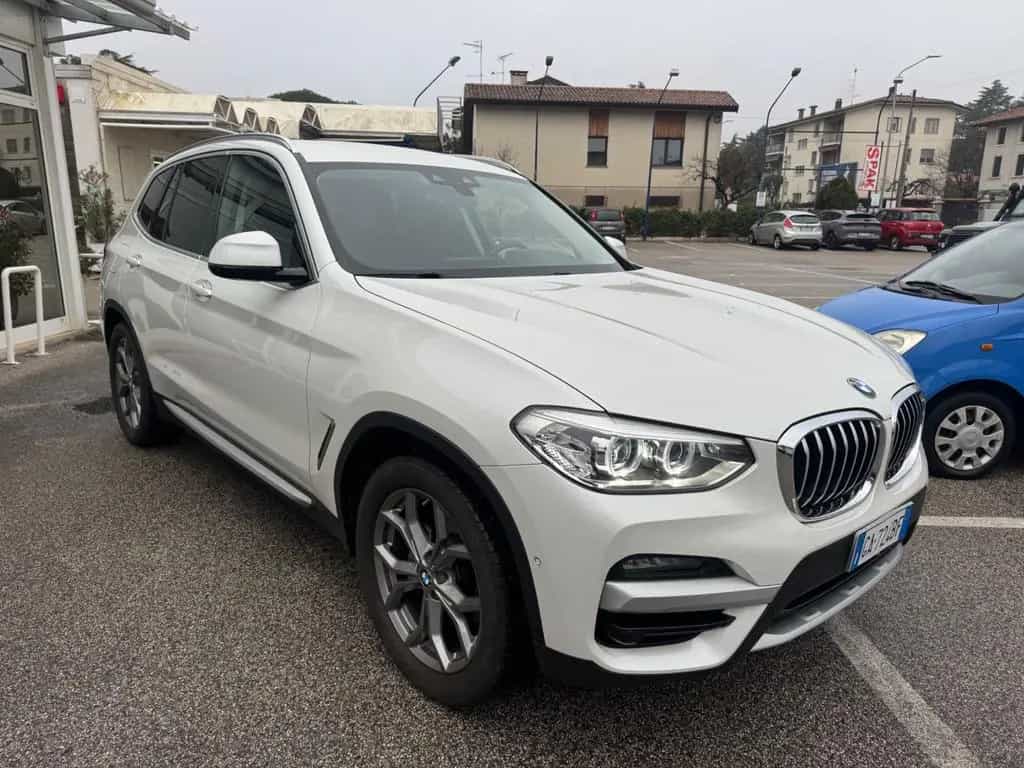 BMW X3 X3 xDrive20d Luxury 05/2020-photo-1