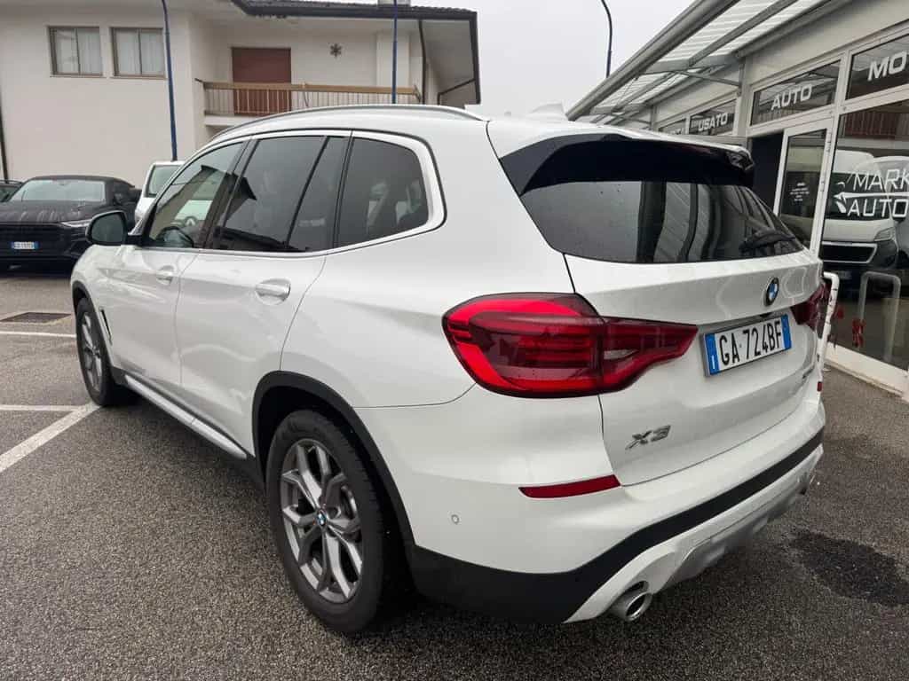 BMW X3 X3 xDrive20d Luxury 05/2020-photo-4