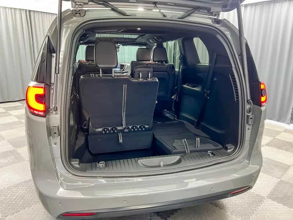 Chrysler Pacifica Select 2026, 360°,Schiebedach, 20 Zoll null-photo-15