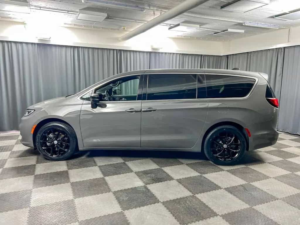 Chrysler Pacifica Select 2026, 360°,Schiebedach, 20 Zoll null-photo-5