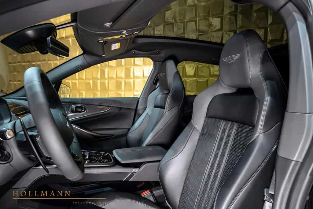 Aston Martin DBX 707 null-photo-12