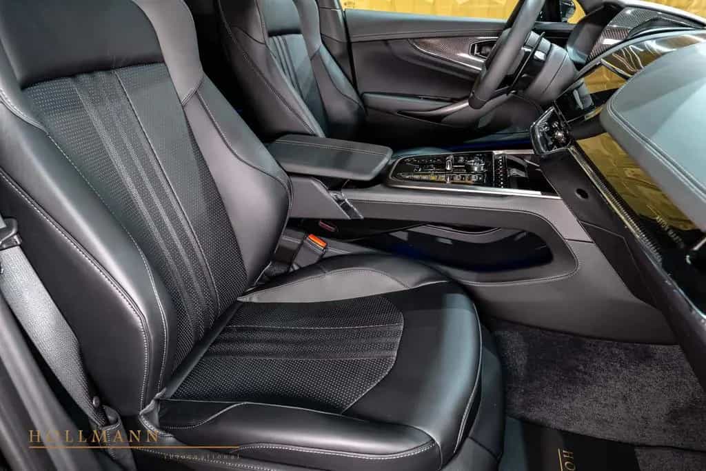 Aston Martin DBX 707 null-photo-19