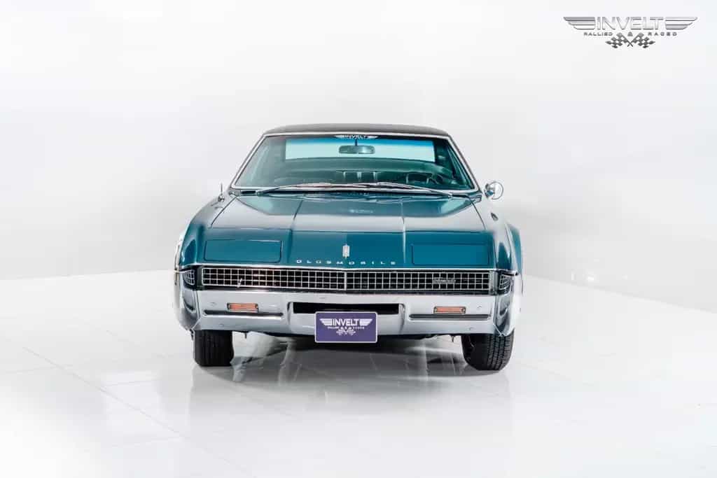 Oldsmobile Toronado 05/1967-photo-1