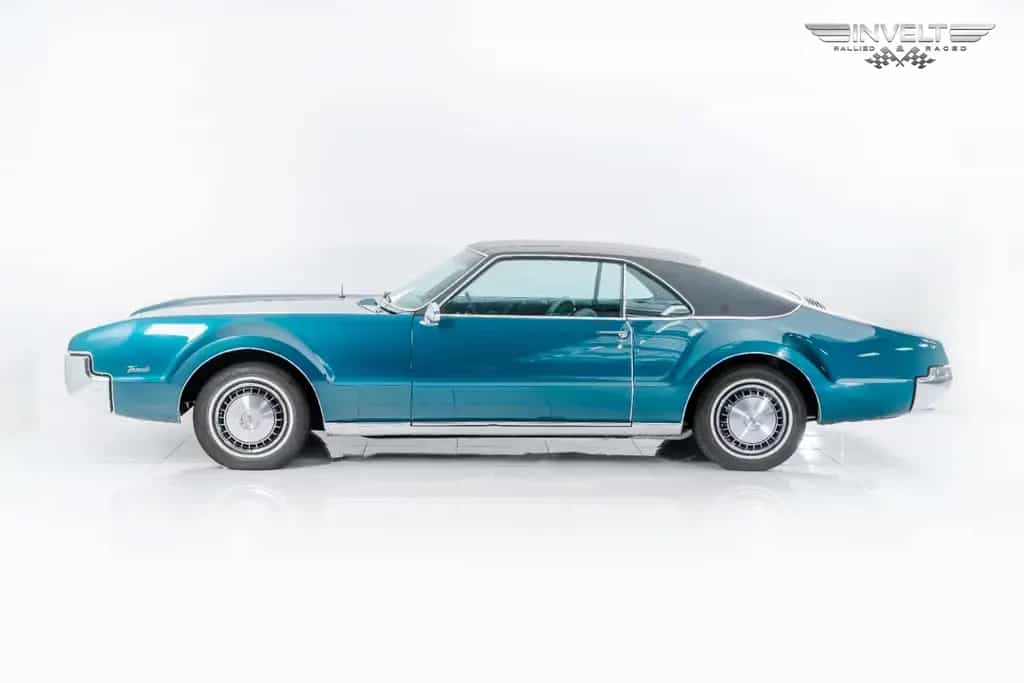 Oldsmobile Toronado 05/1967-photo-3