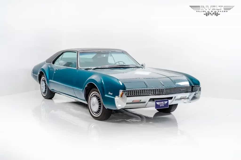Oldsmobile Toronado 05/1967-photo-5