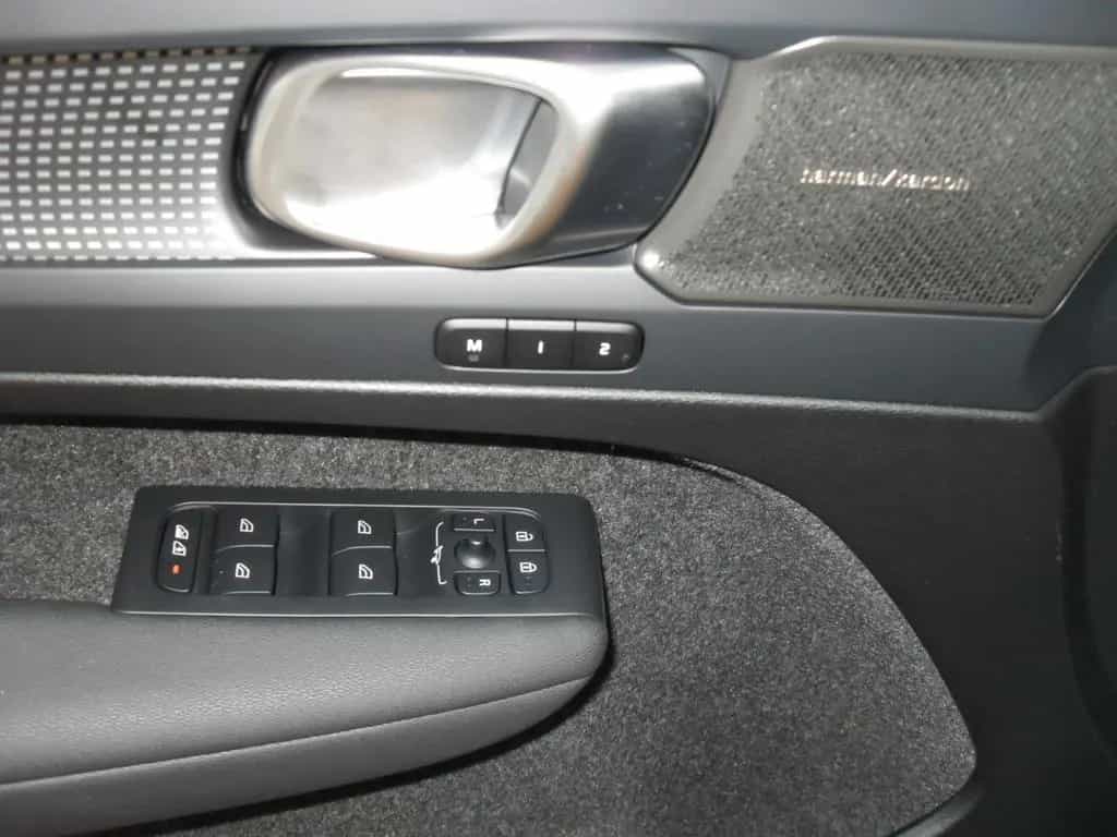 Volvo XC40 B4 Plus Black Edition | 360° | Pamora. 03/2025-photo-20