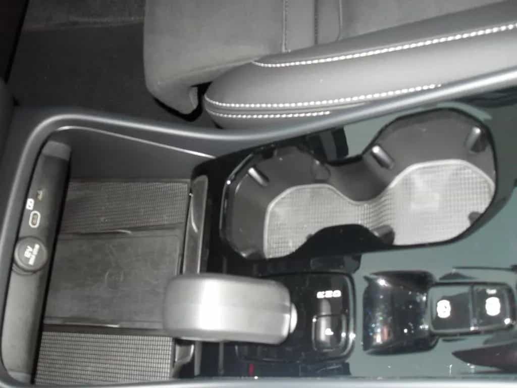 Volvo XC40 B4 Plus Black Edition | 360° | Pamora. 03/2025-photo-27