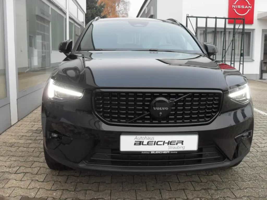 Volvo XC40 B4 Plus Black Edition | 360° | Pamora. 03/2025-photo-3