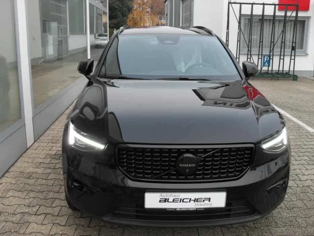Volvo XC40 B4 Plus Black Edition | 360° | Pamora. 03/2025-photo-4