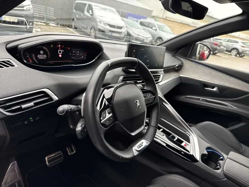 Peugeot 3008 Hybrid 136 GT Navi Digitales Cockpit LED AC 01/2024-photo-10