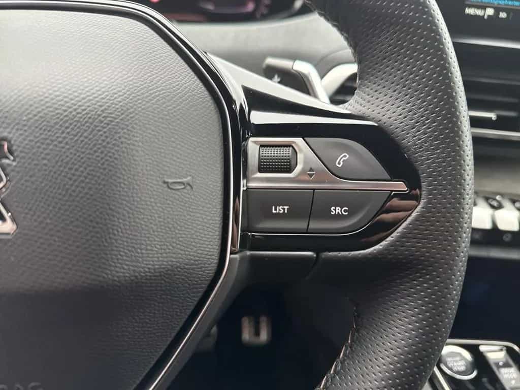 Peugeot 3008 Hybrid 136 GT Navi Digitales Cockpit LED AC 01/2024-photo-15