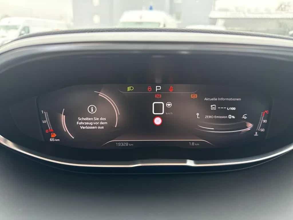 Peugeot 3008 Hybrid 136 GT Navi Digitales Cockpit LED AC 01/2024-photo-16